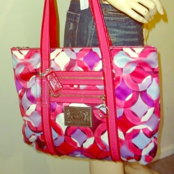 Coach poppy kaleidoscope large signature print