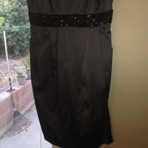 Sleeveless silk dress - Picture 4 of 4