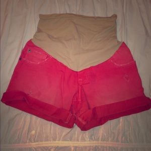 Maternity shorts