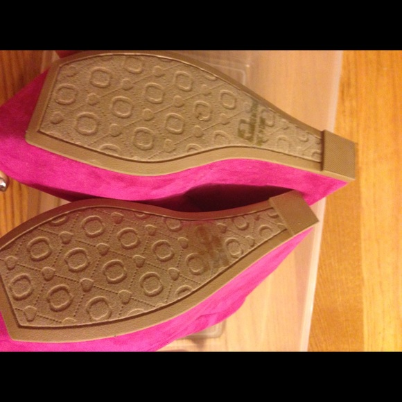 Wedges - Picture 3 of 3