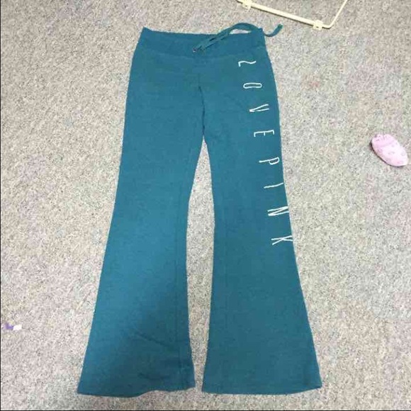 VICTORIA SECRET SWEATS