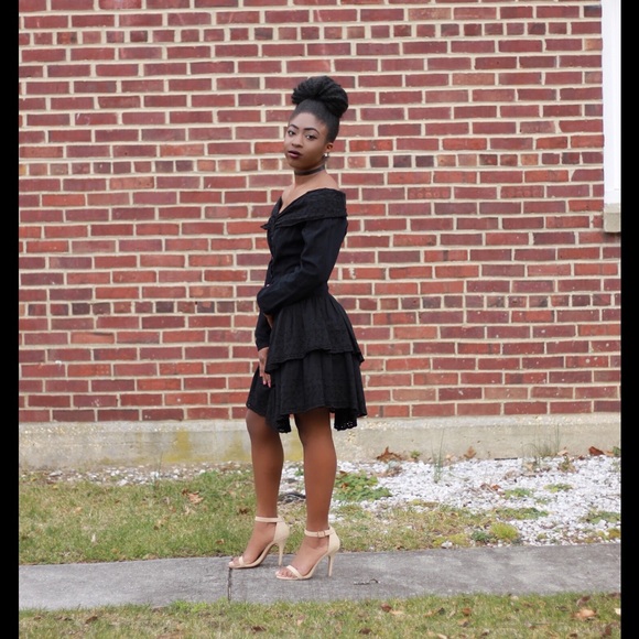 💜 Vintage Off Shoulder 80s Denim Ruffle Dress - Picture 6 of 8