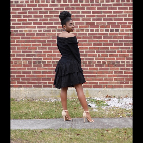 💜 Vintage Off Shoulder 80s Denim Ruffle Dress - Picture 7 of 8