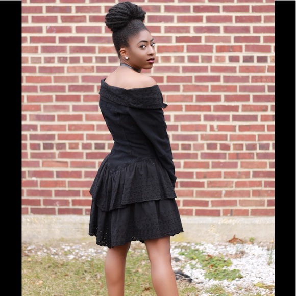 💜 Vintage Off Shoulder 80s Denim Ruffle Dress - Picture 8 of 8