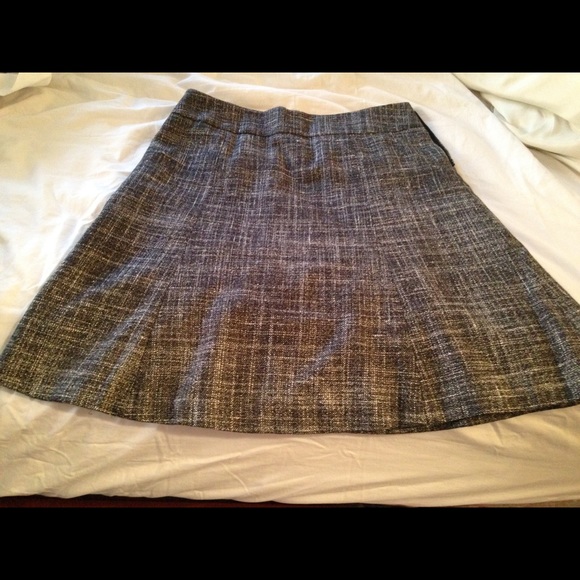 Ann Taylor Loft super soft tweed gray skirt