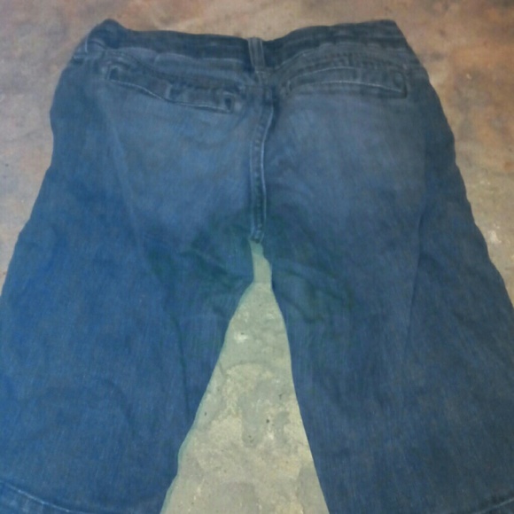 Capris - Picture 2 of 3