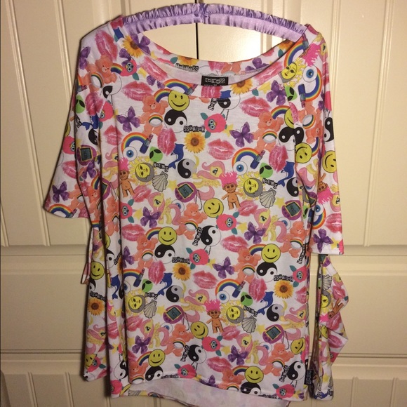 ✨🌸TRADED🌸✨Hot Mess Long sleeve w/exposed elbow