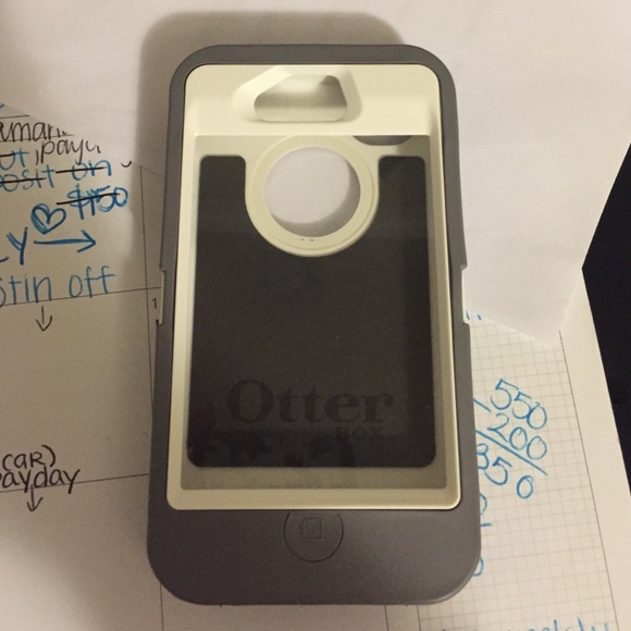 BRAND NEW OTTER BOX IPHONE 4/4S