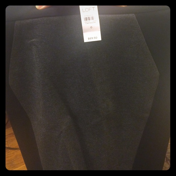 Skirt w blak outlin
