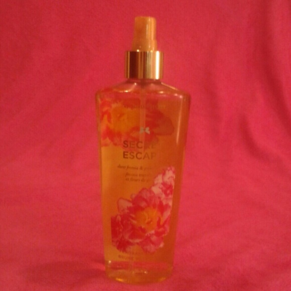Secret escape Victoria secret fragrant mist