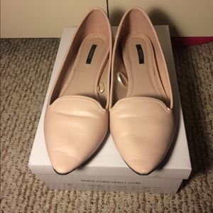 Pale Pink pointed flats // Forever 21