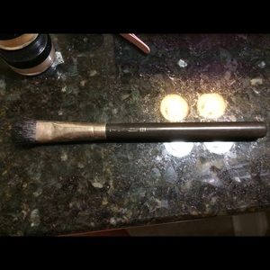 Mac 227 brush
