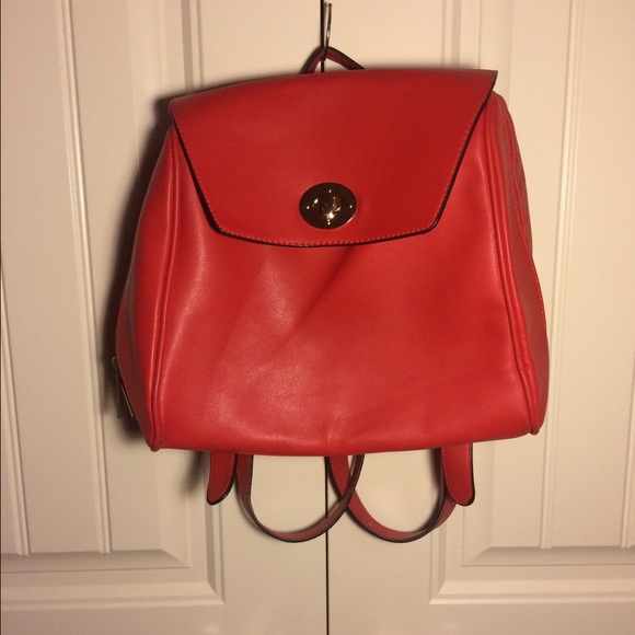 Red book bag // Orange Caramel