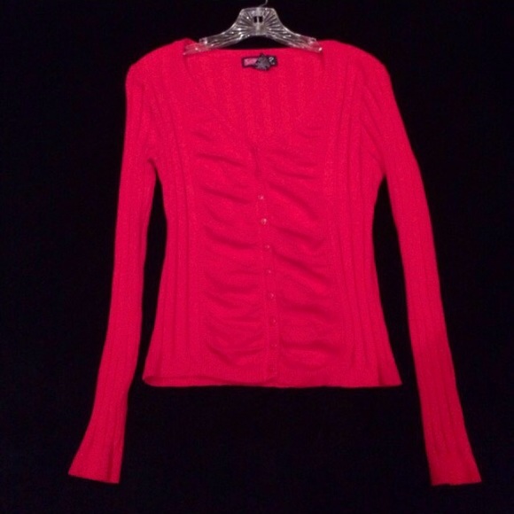 Red Sweater / Cardigan - Picture 1 of 4