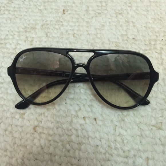 Ray bans
