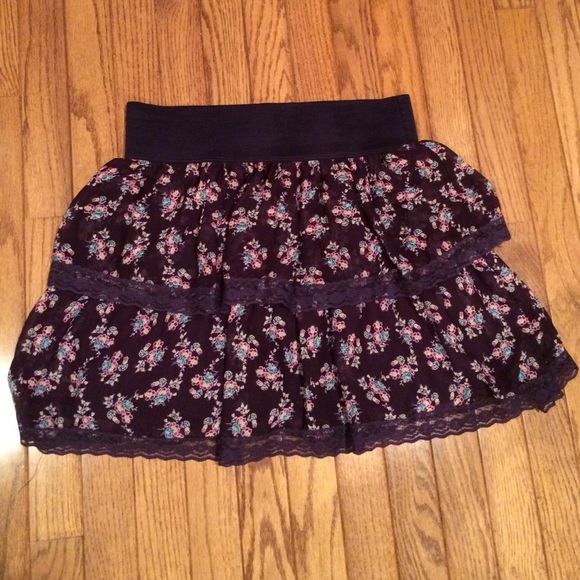 Plum Floral 2-Tiered Skirt - Picture 1 of 4