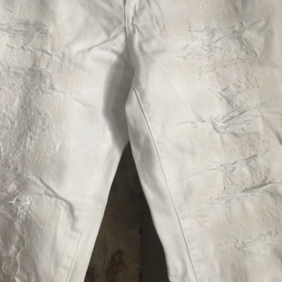 Blank NYC Distressed Boyfriend Jeans - Picture 7 of 8