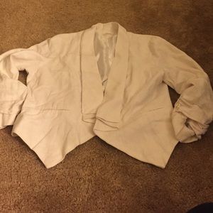 White crop blazer
