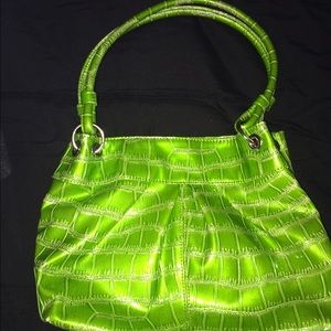 APPLE GREEN PURSE!