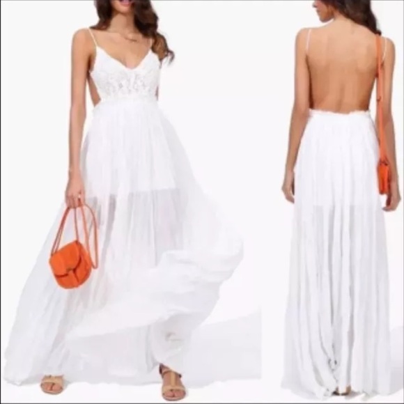 Backless dress - Picture 2 of 4