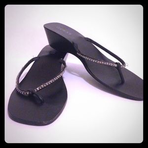 Guess Slip-on Sandals