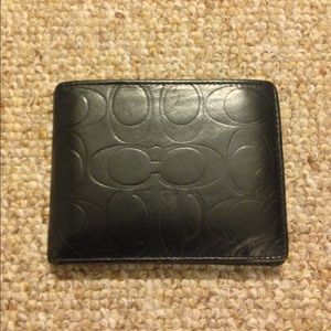 Coach Black Leather Bifold Wallet 💕 MAKE OFFER