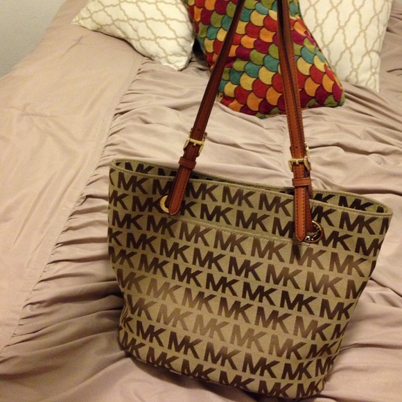 Michael Kors Purse