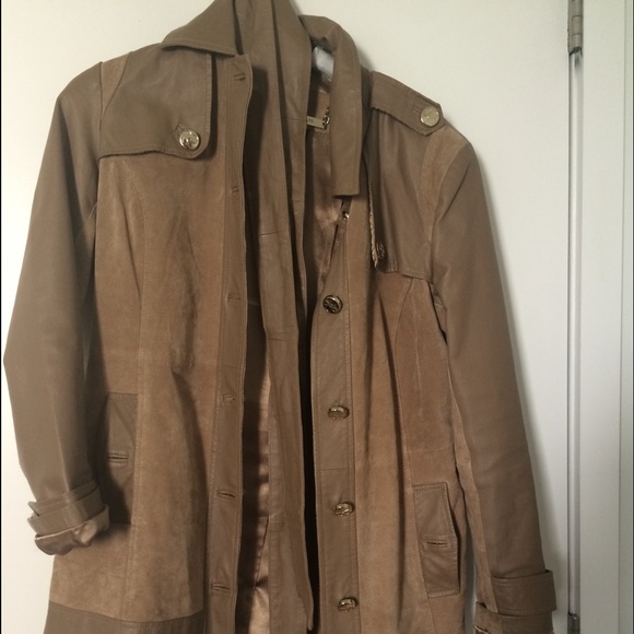 Suede/Leather trench coat with a belt