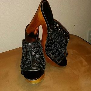 Nine West Black Leather 5" Heels