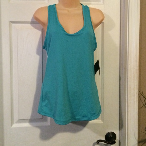 NWTS work out tank - Picture 2 of 4