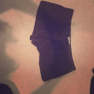 American eagle size 10 black shorts