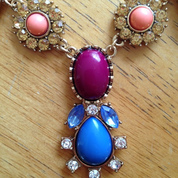 Necklace - Picture 2 of 2