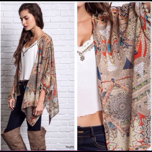 Dream Weaver Kimono. - Picture 2 of 2
