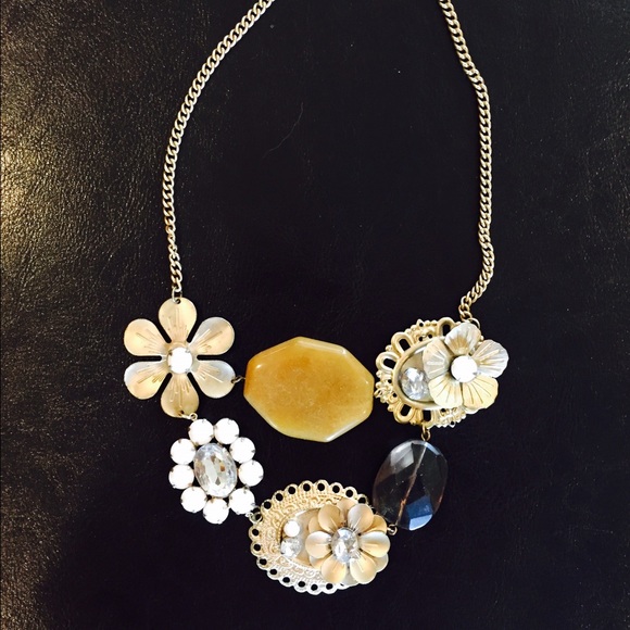 Beautiful Multi-Media Statement Necklace