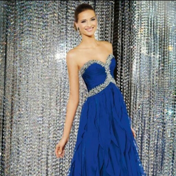 Alyce design long strapless dress w/ A line skirt