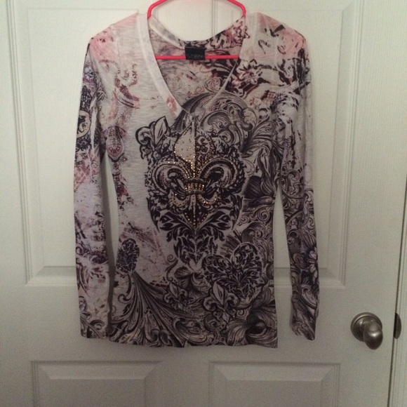 Buckle Daytrip long sleeve tee!