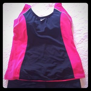 Nike boy short tankini. Rarely worn exc. cond