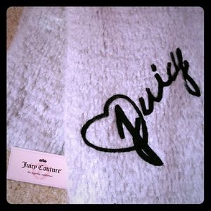 Juicy Couture Grey Scarf!!
