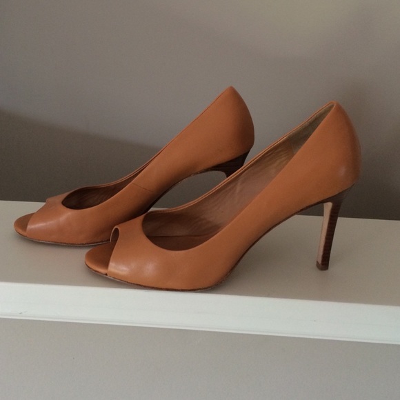 Shoes high heels