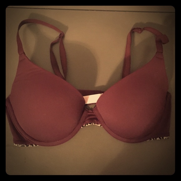 Size 34 C Victoria Secret PINK  bra.