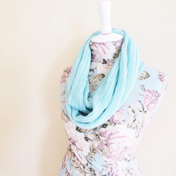 SOLD Handmade Mint Knit Infinity Scarf