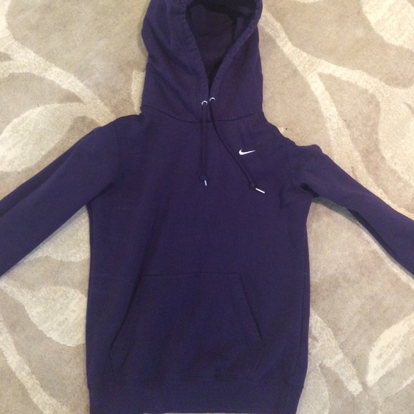 Nike sweatshirt