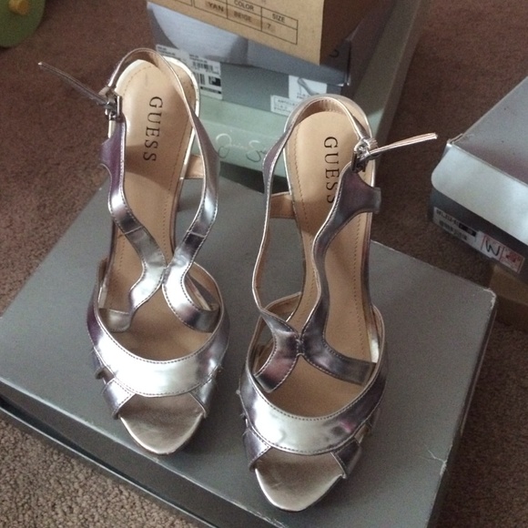 Guess platform heels