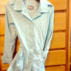 Trench style rain coat