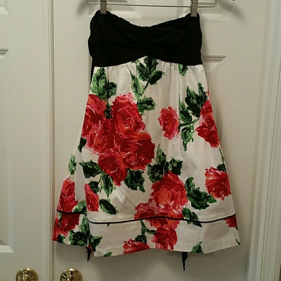 Strapless Red Rose Boutique Dress TRADED
