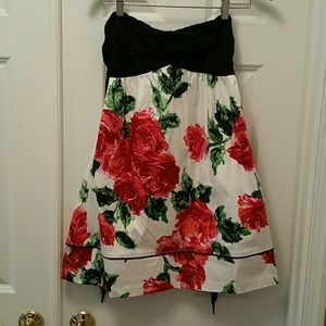 Strapless Red Rose Boutique Dress TRADED