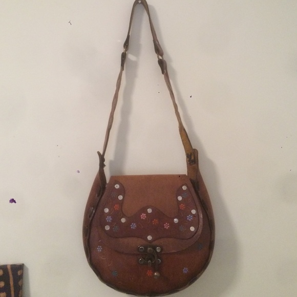 Vintage 70's tooled leather purse