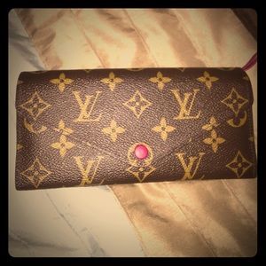 New collection Louis Vuitton wallet/clutch.