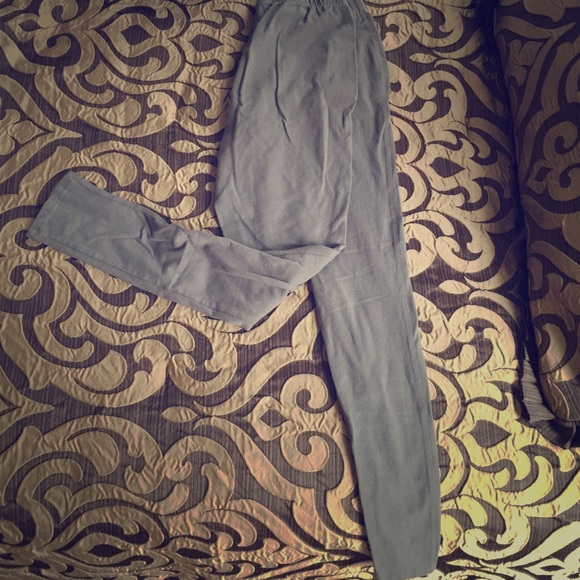 Grey leggings!! - Picture 1 of 3