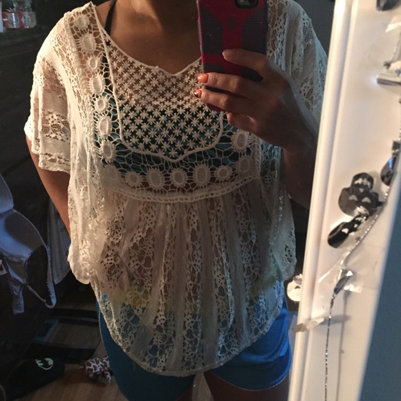 white sheer top - Picture 3 of 4